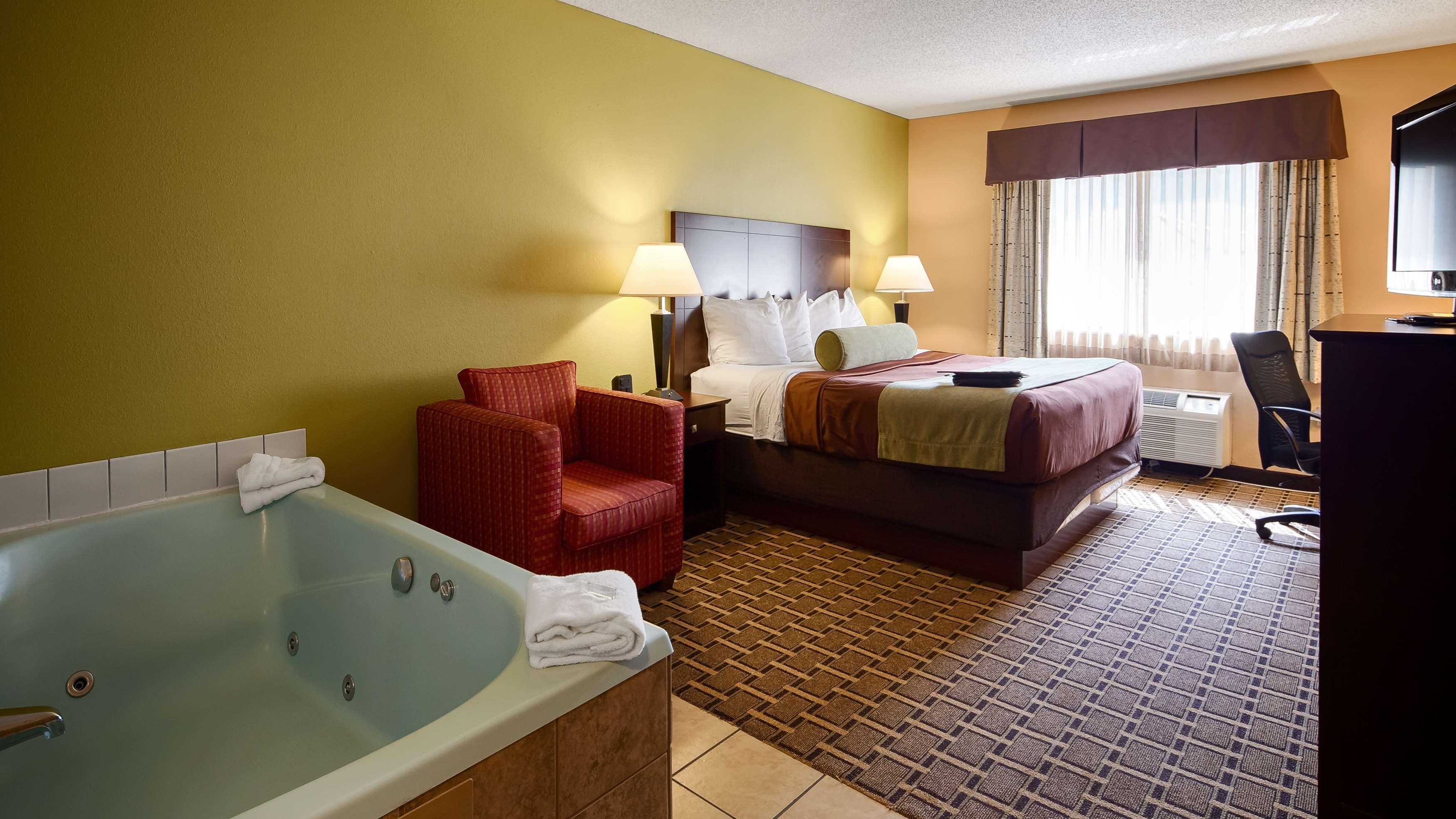 Best Western PLUS Executive Inn St. Marys Exterior foto