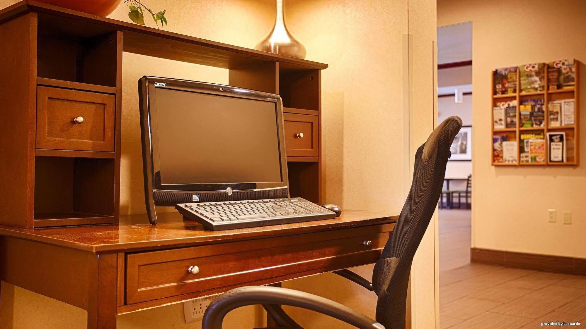 Best Western PLUS Executive Inn St. Marys Exterior foto